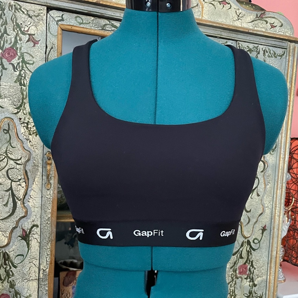 GAP Fit Racerback Sports Bra XS